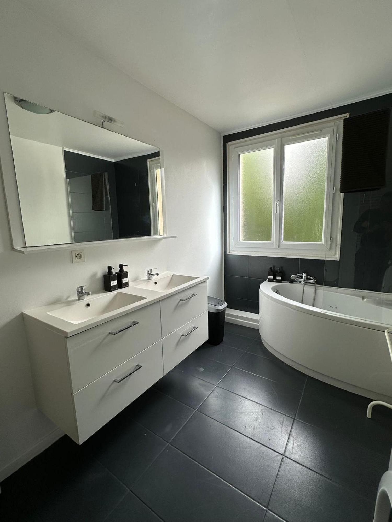 Villa Constance 3 Antibes - Spacieux Logement En Dernier Etage Екстер'єр фото