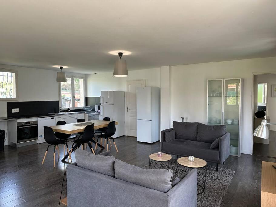 Villa Constance 3 Antibes - Spacieux Logement En Dernier Etage Екстер'єр фото