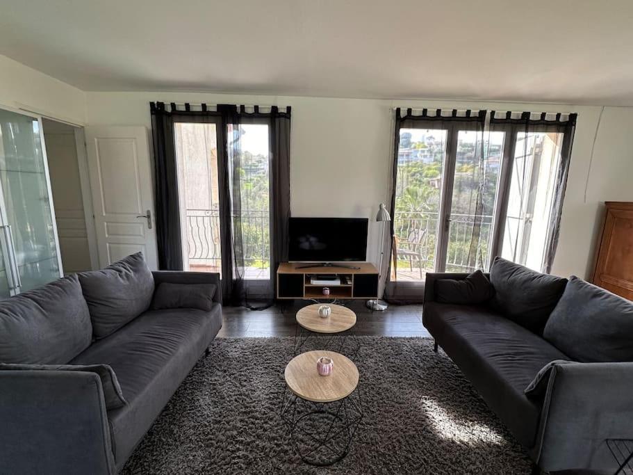 Villa Constance 3 Antibes - Spacieux Logement En Dernier Etage Екстер'єр фото